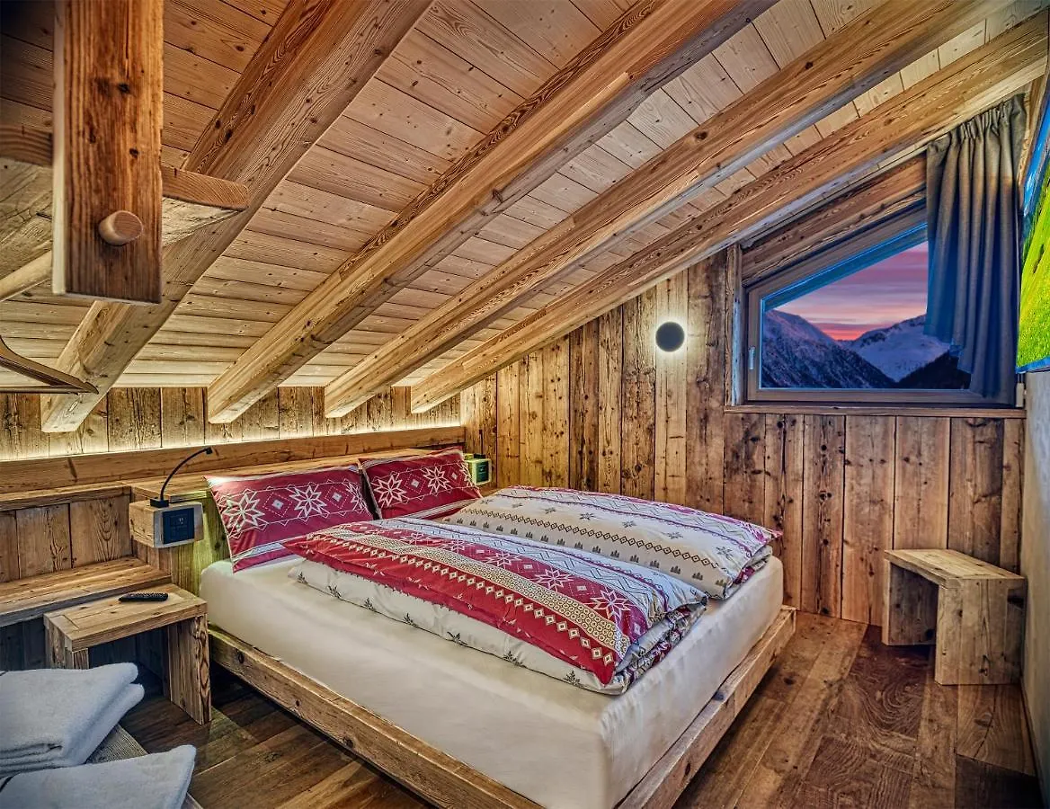 Le Chalet Luxury Apartment Livigno Italy