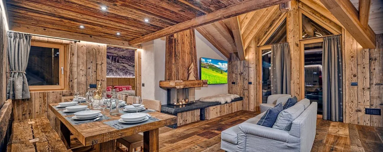 Le Chalet Luxury Apartment contacts